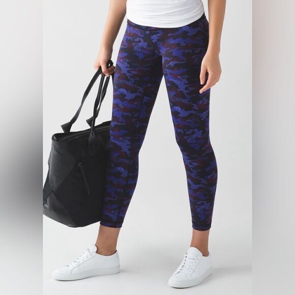 Lululemon High Times Leggings (6, 21”) - Picture 1 of 8